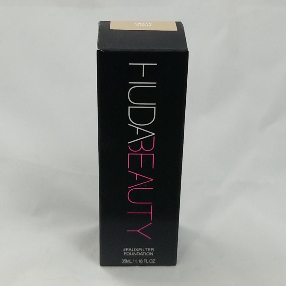 Huda Beauty #Fauxfilter Foundation